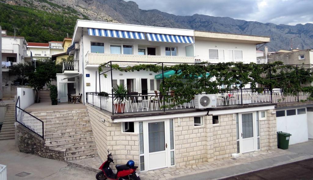 Apartments Corluka Baška Voda المظهر الخارجي الصورة