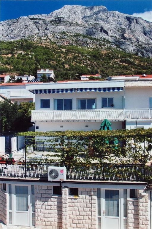 Apartments Corluka Baška Voda المظهر الخارجي الصورة