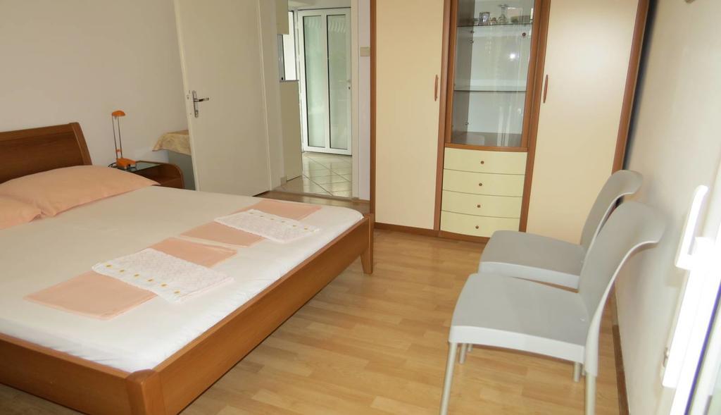 Apartments Corluka Baška Voda المظهر الخارجي الصورة