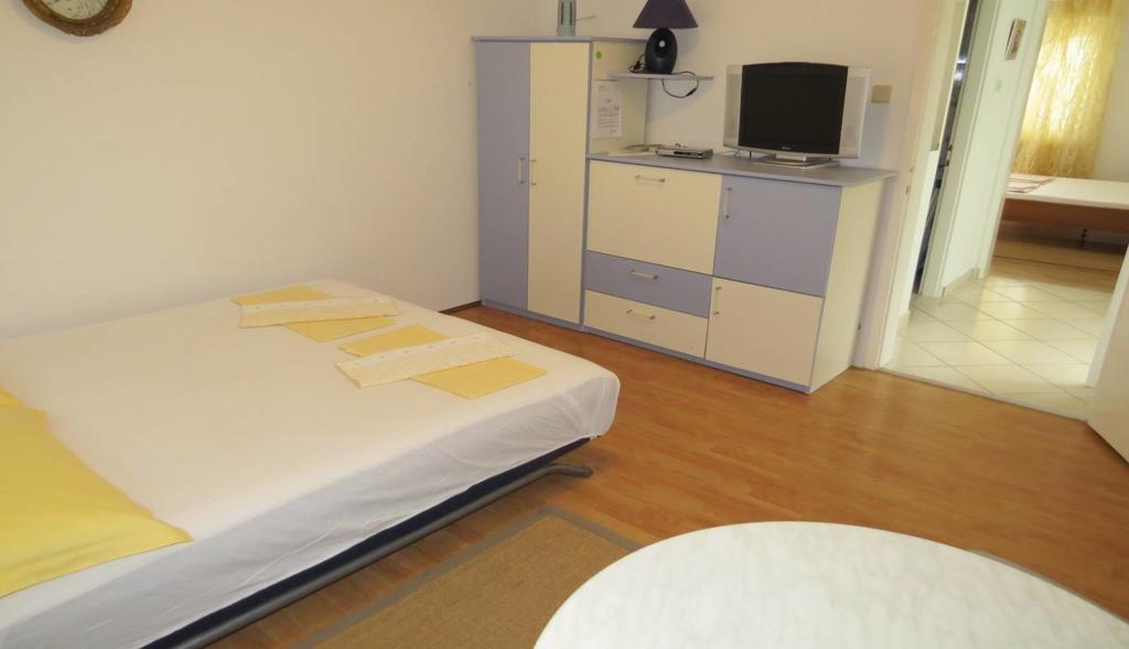 Apartments Corluka Baška Voda المظهر الخارجي الصورة