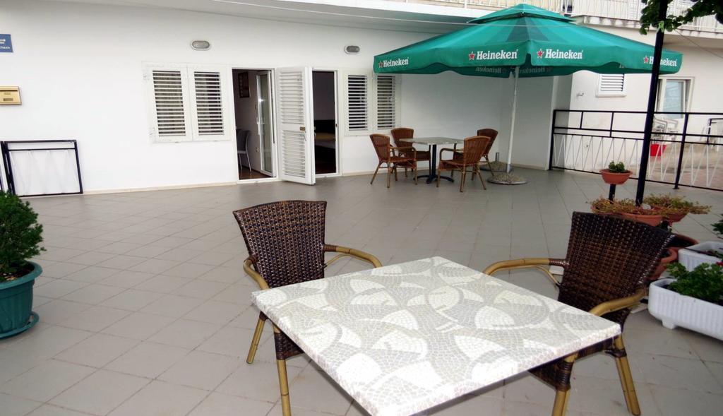 Apartments Corluka Baška Voda المظهر الخارجي الصورة